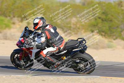 media/Nov-06-2023-Moto Forza (Mon) [[ce023d0744]]/3-Intermediate Group/Session 5 (Turn 9)/